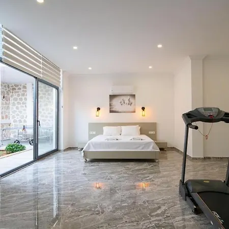 Gulay - Kalkan